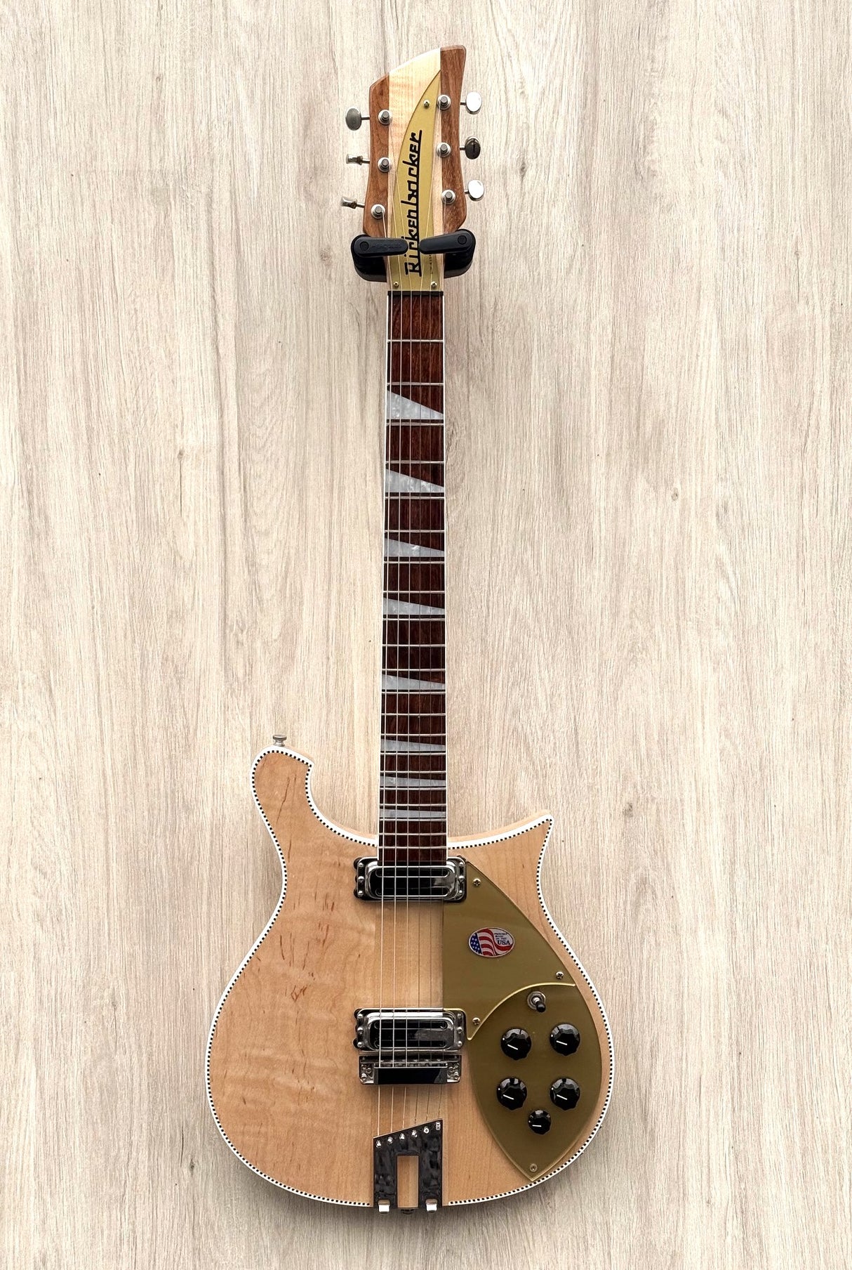 Rickenbacker 660 Mapleglo