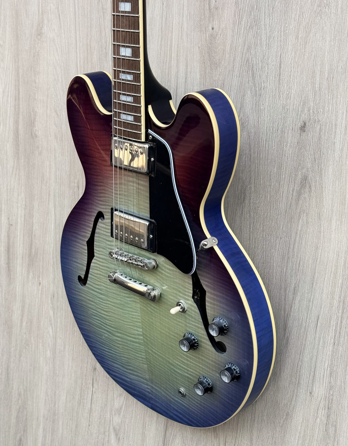 Epiphone ES335 Figured Blueberry Burst 2023