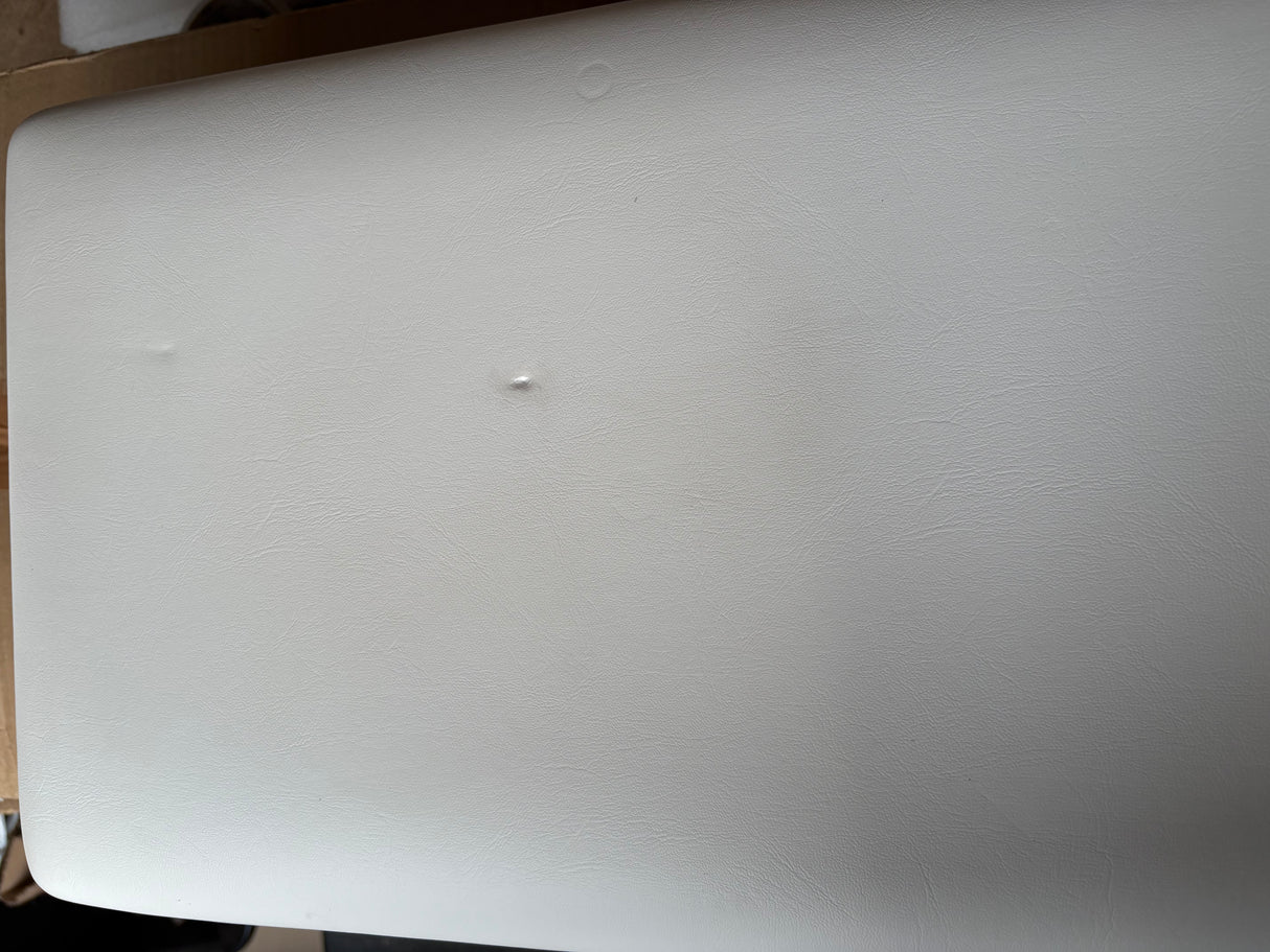 Yamaha White Piano Bench B Stock