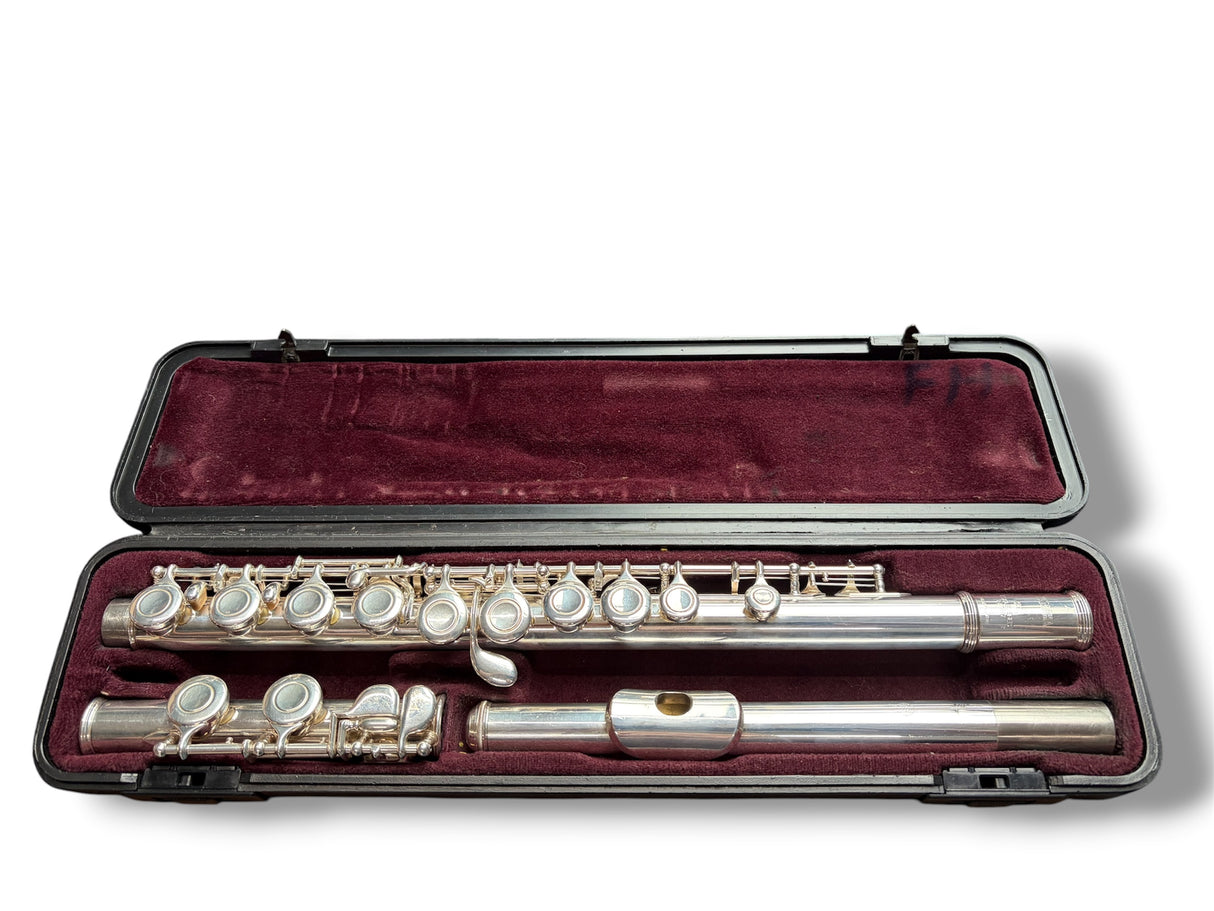 Yamaha YFL211 Flute Outfit