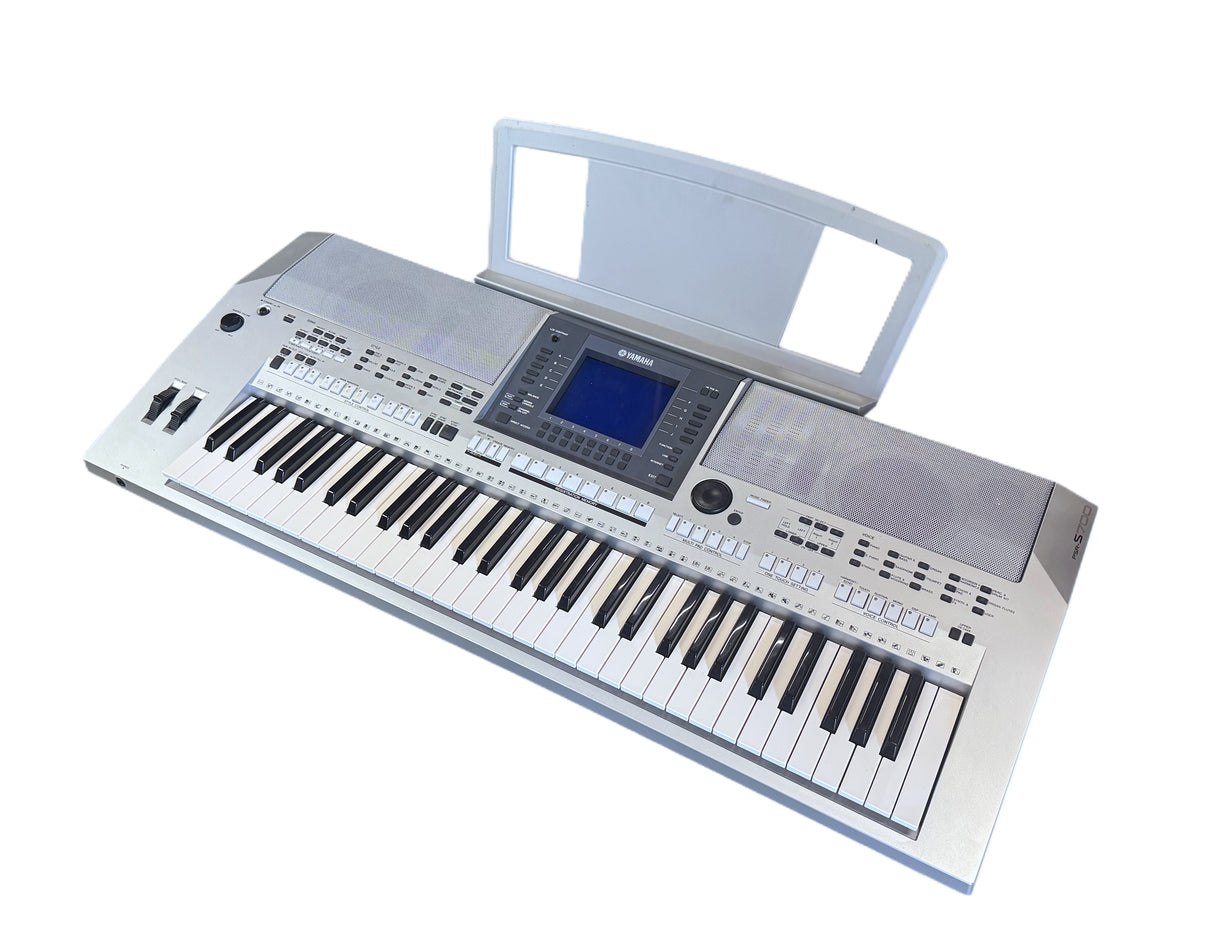 Yamaha PSR-S700 Workstation Keyboard