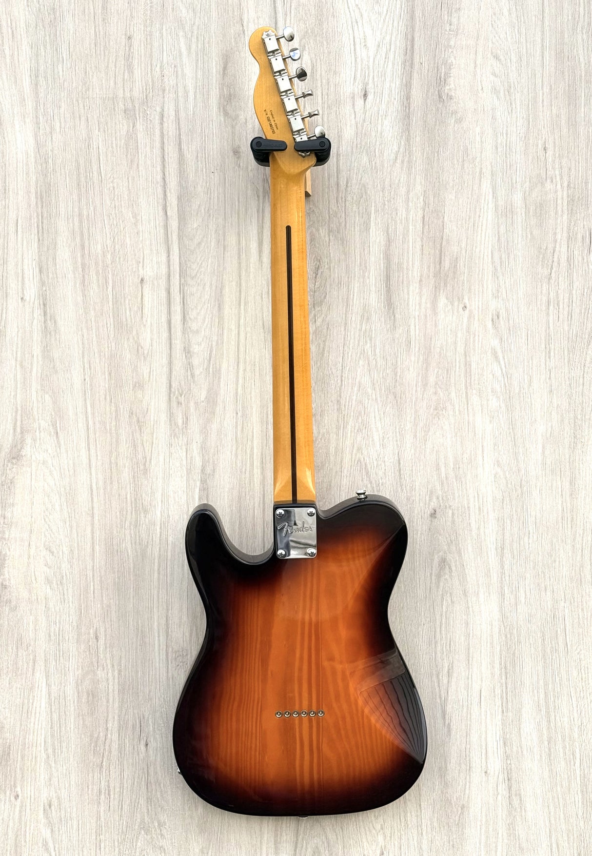 Fender Modern Player Telecaster Plus MN Honey Burst 2018