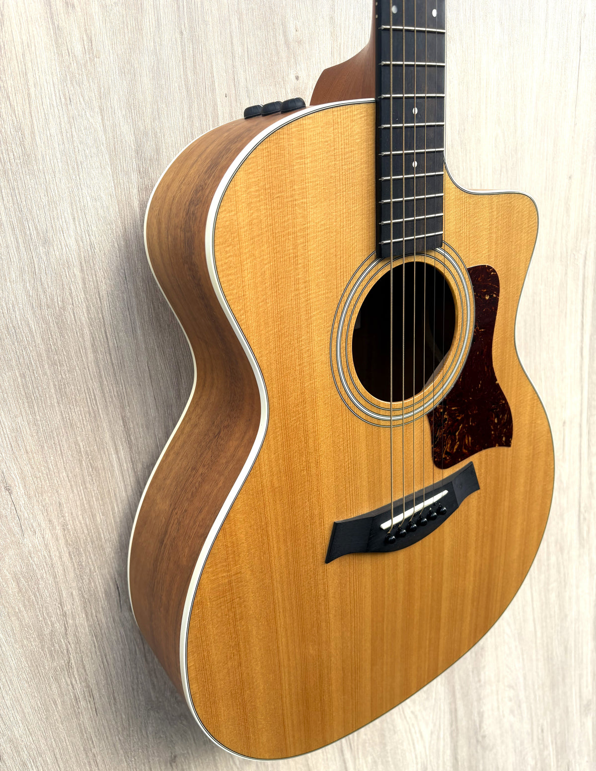 Taylor 214CE Grand Auditorium 2019