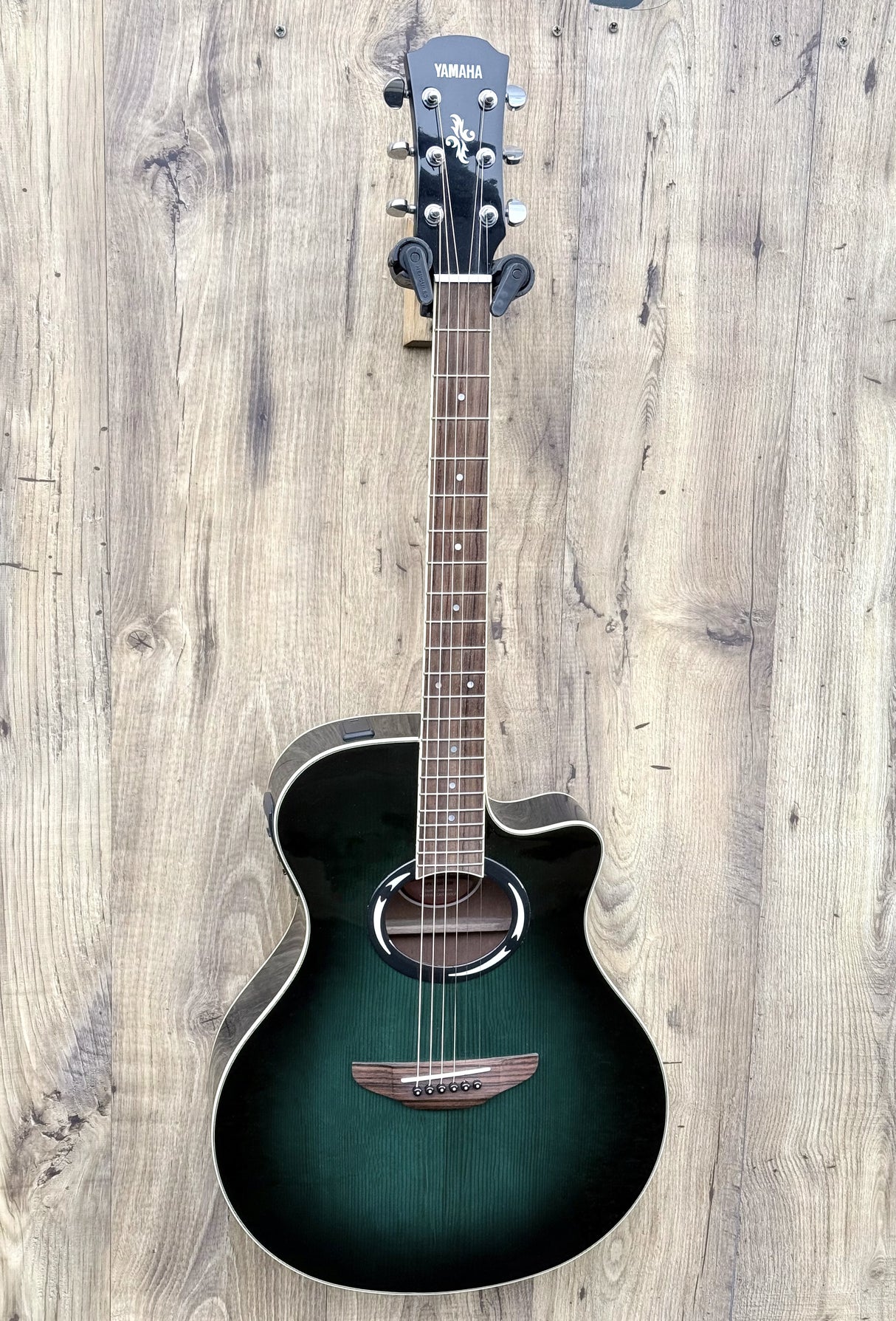 Yamaha APX500II Trans Green Burst