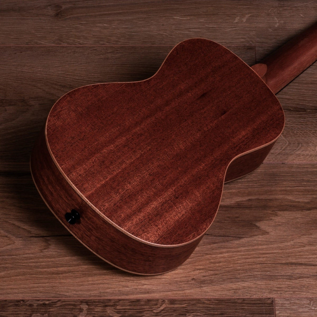 Barnes And Mullins BMUK6C Ukulele Concert - Spruce