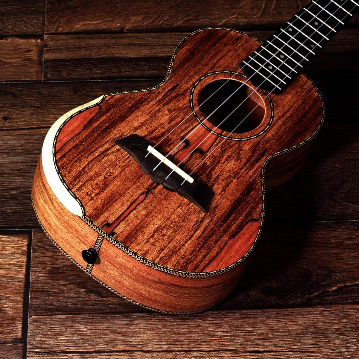 Barnes And Mullins BMUK9T Ukulele Tenor - Spalt Maple