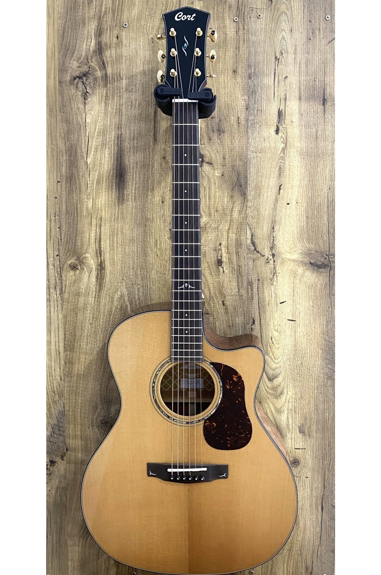 Cort Gold A6 Natural