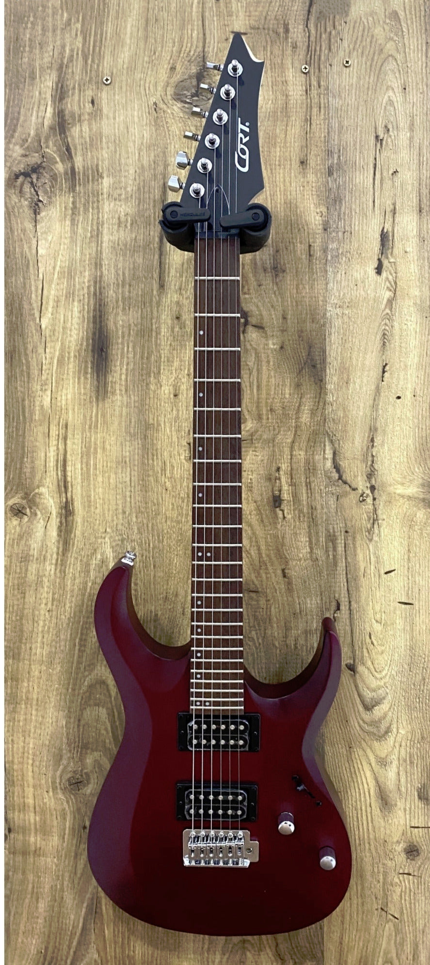 Cort X100 Open Pore Black Cherry Display