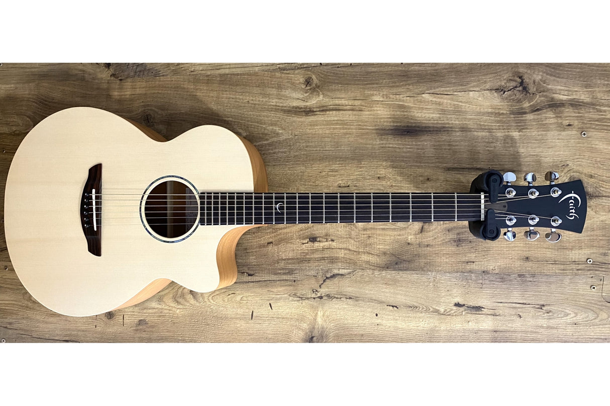 Faith FKV Naked Venus inc Gigbag