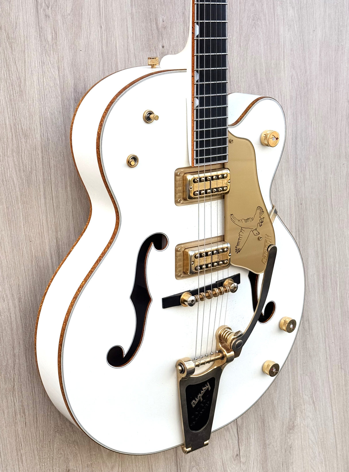 Gretsch G6136T White Falcon 2013