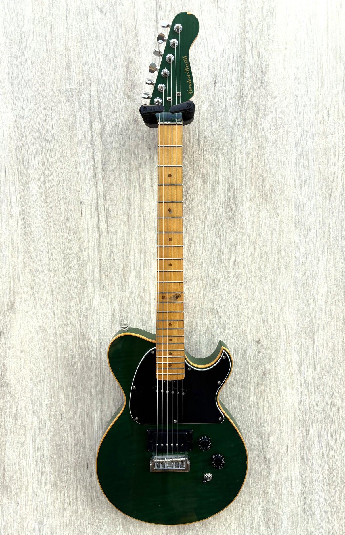 Gordon Smith Graf Deluxe Green Quilt