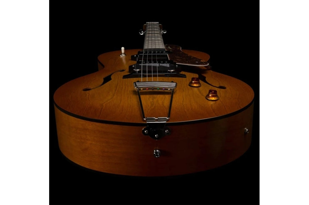 Godin 5th Avenue Jumbo P90 Semi-acoustic- Gold