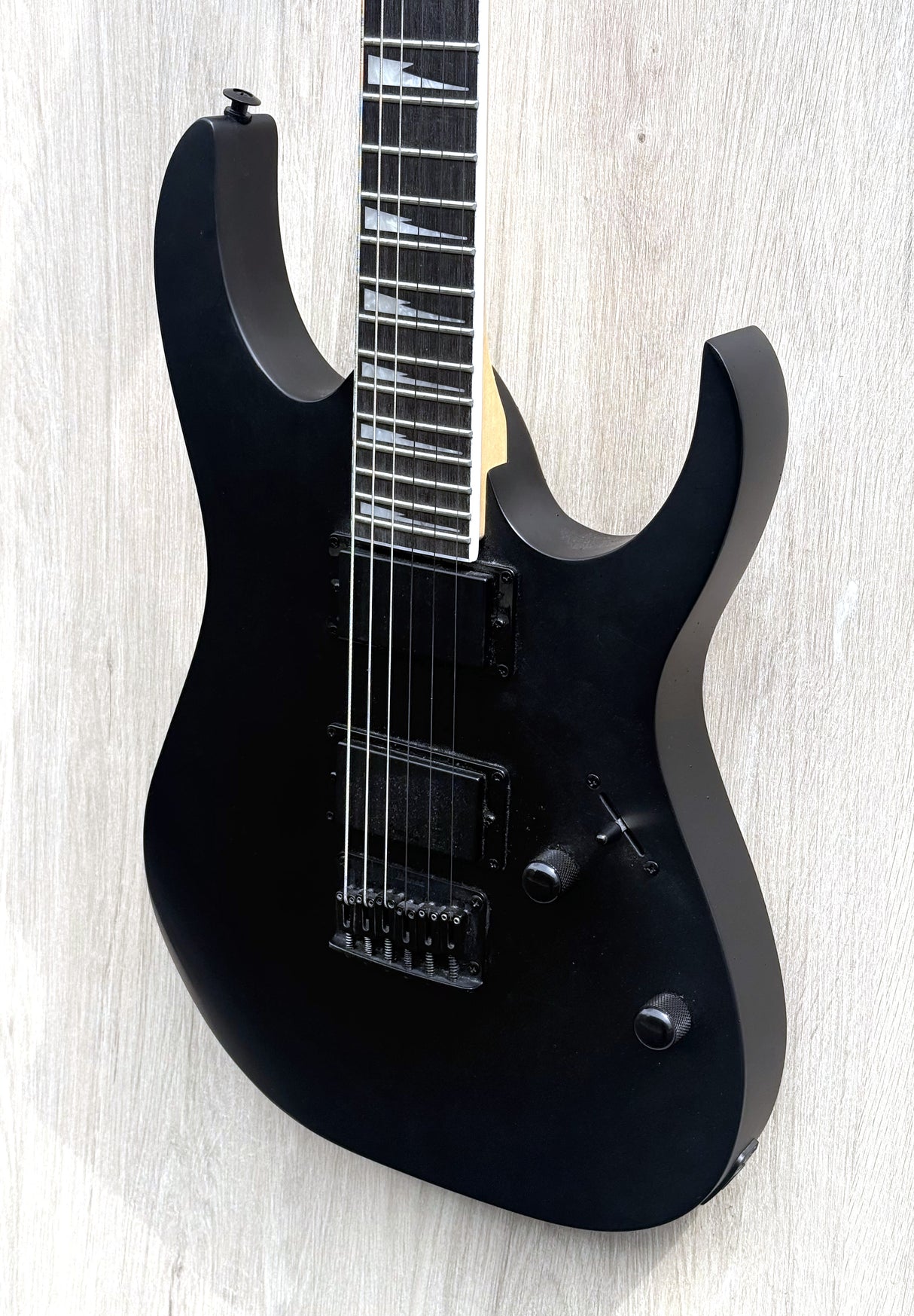 Ibanez GRG121DX BKF GIO RG - Black Flat
