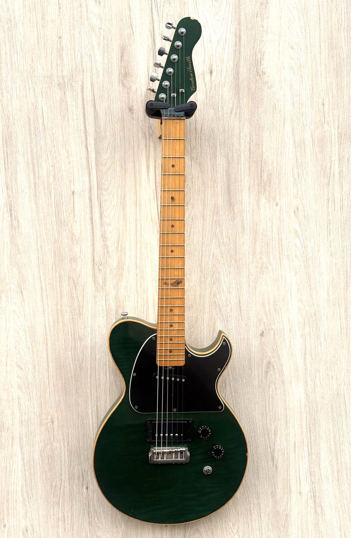 Gordon Smith Graf Deluxe Green Quilt