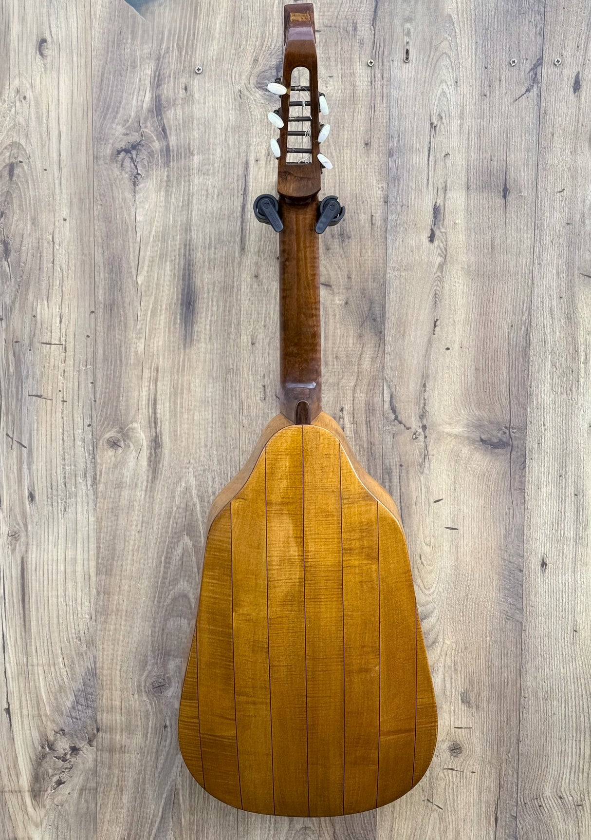Vintage Lute Guitar