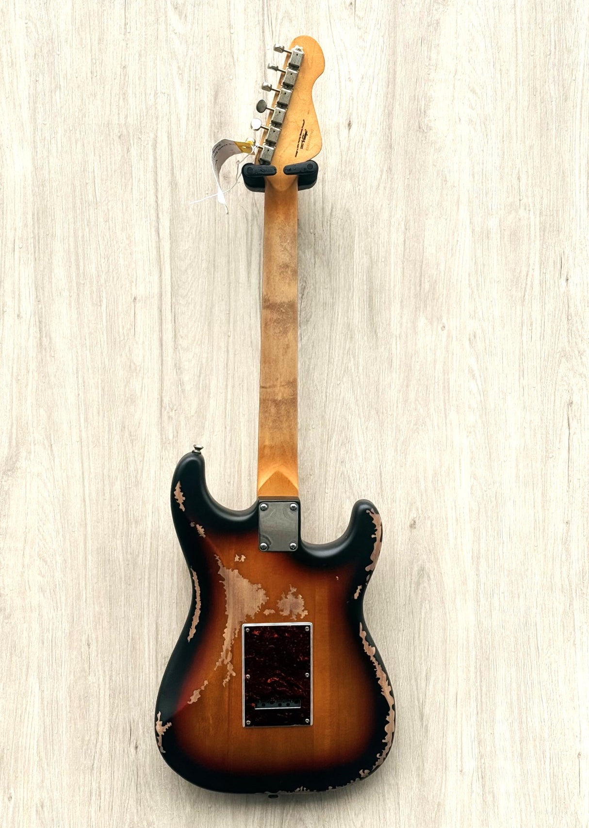 Vintage V6 Icon Distressed Left Hand Three Tone Distressed Sunburst