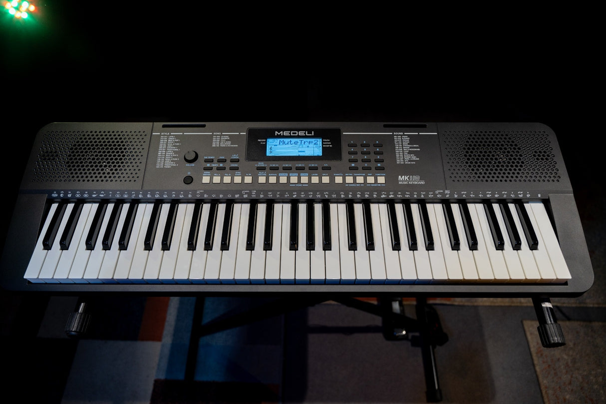 Medeli MK110BK Millenium Series Keyboard 61 Key Black
