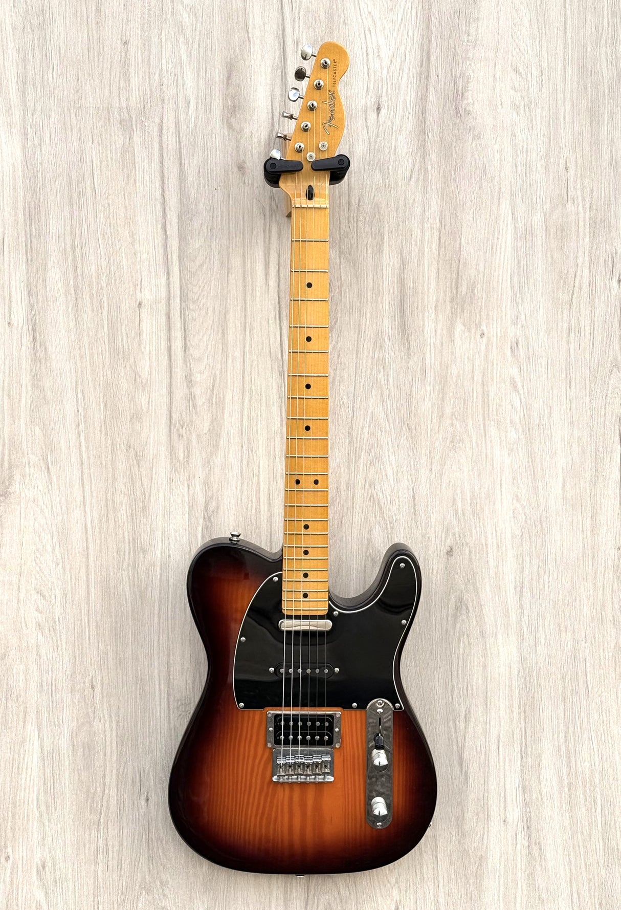 Fender Modern Player Telecaster Plus MN Honey Burst 2018