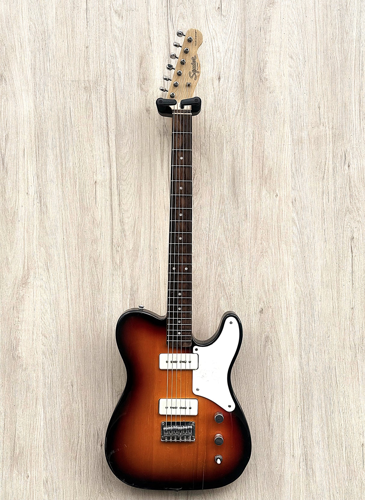 Squier Paranormal Baritone Cabronita Telecaster 2022