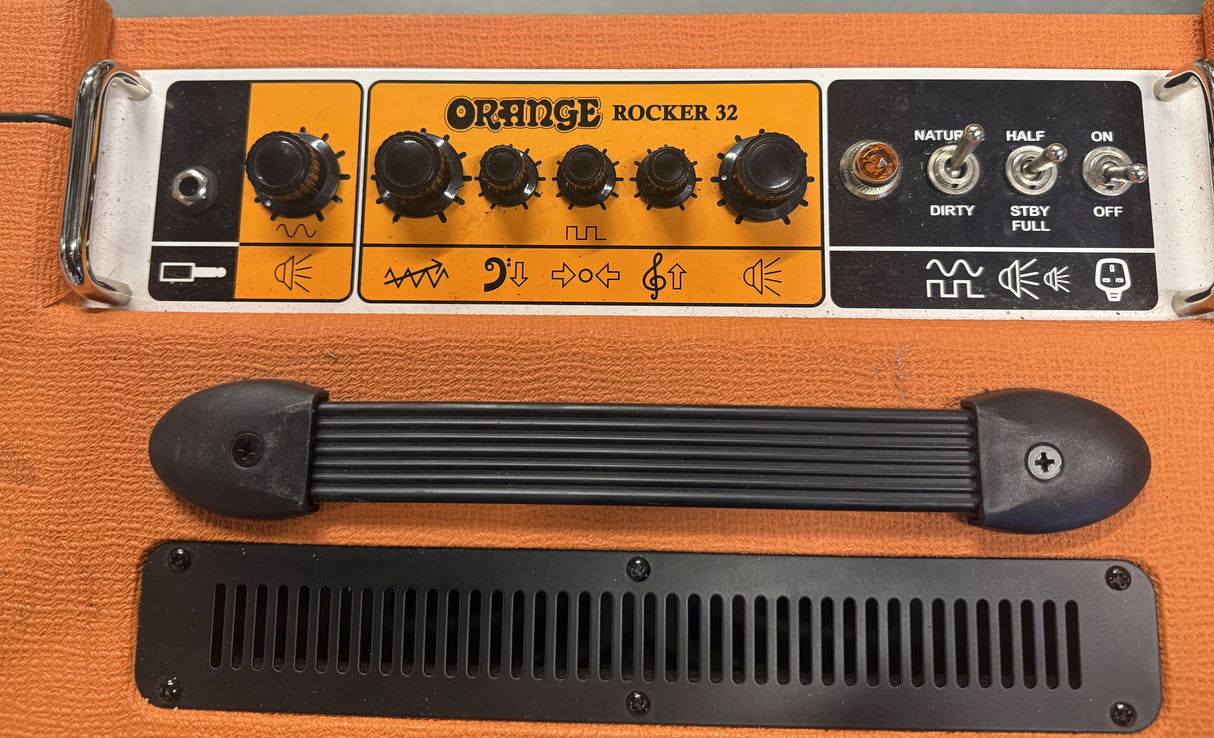 Orange Rocker 32 30W Valve Combo