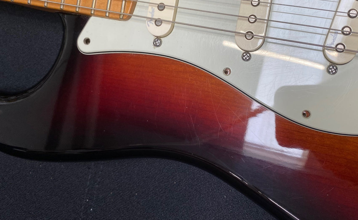 Fender American Deluxe Strat 2013 MN 3-Colour Sunburst