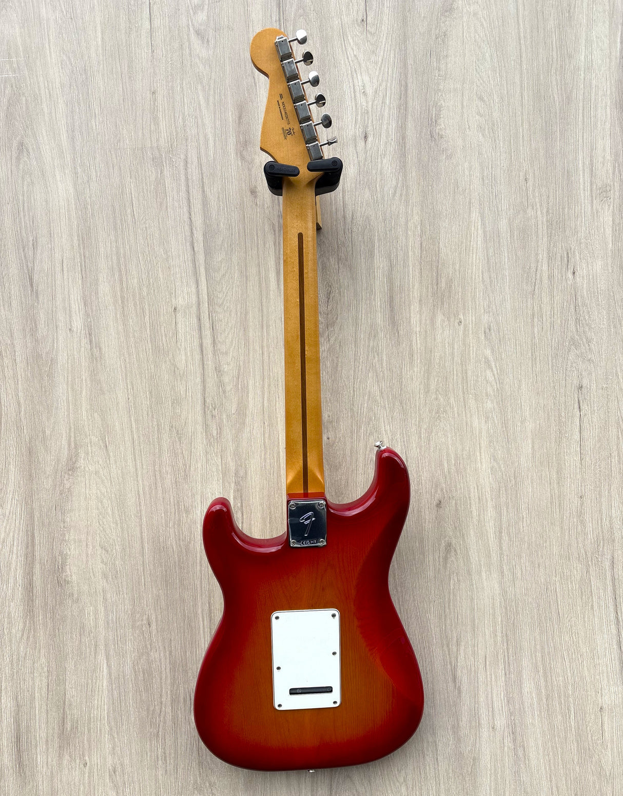 Fender Stratocaster Player II Aged Cherry Sunburst 2024