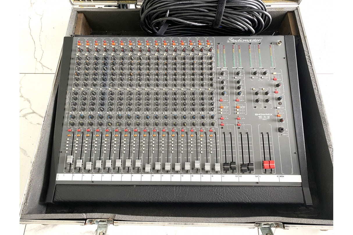 Studiomaster Showmix 16-4-2