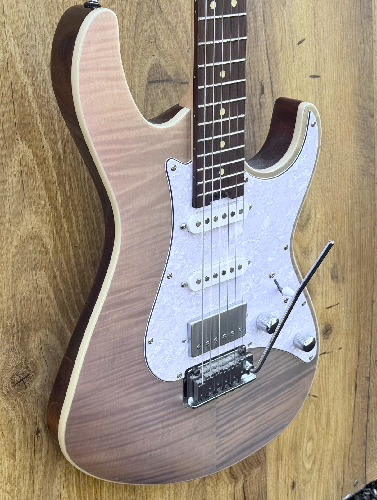 Cort G280 Select Trans Chameleon Purple