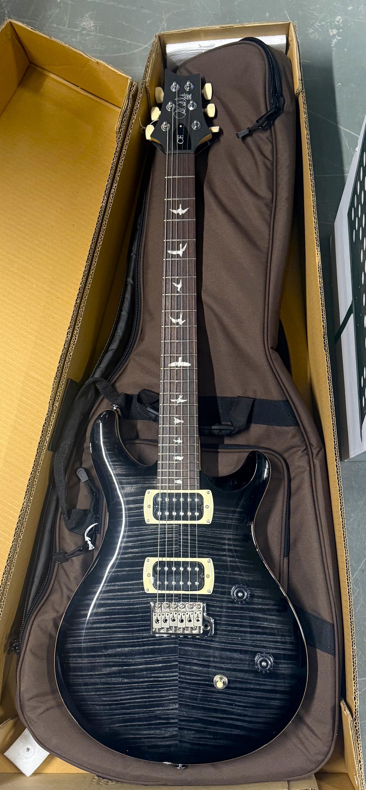 PRS SE CE24 Charcoal Burst 2026
