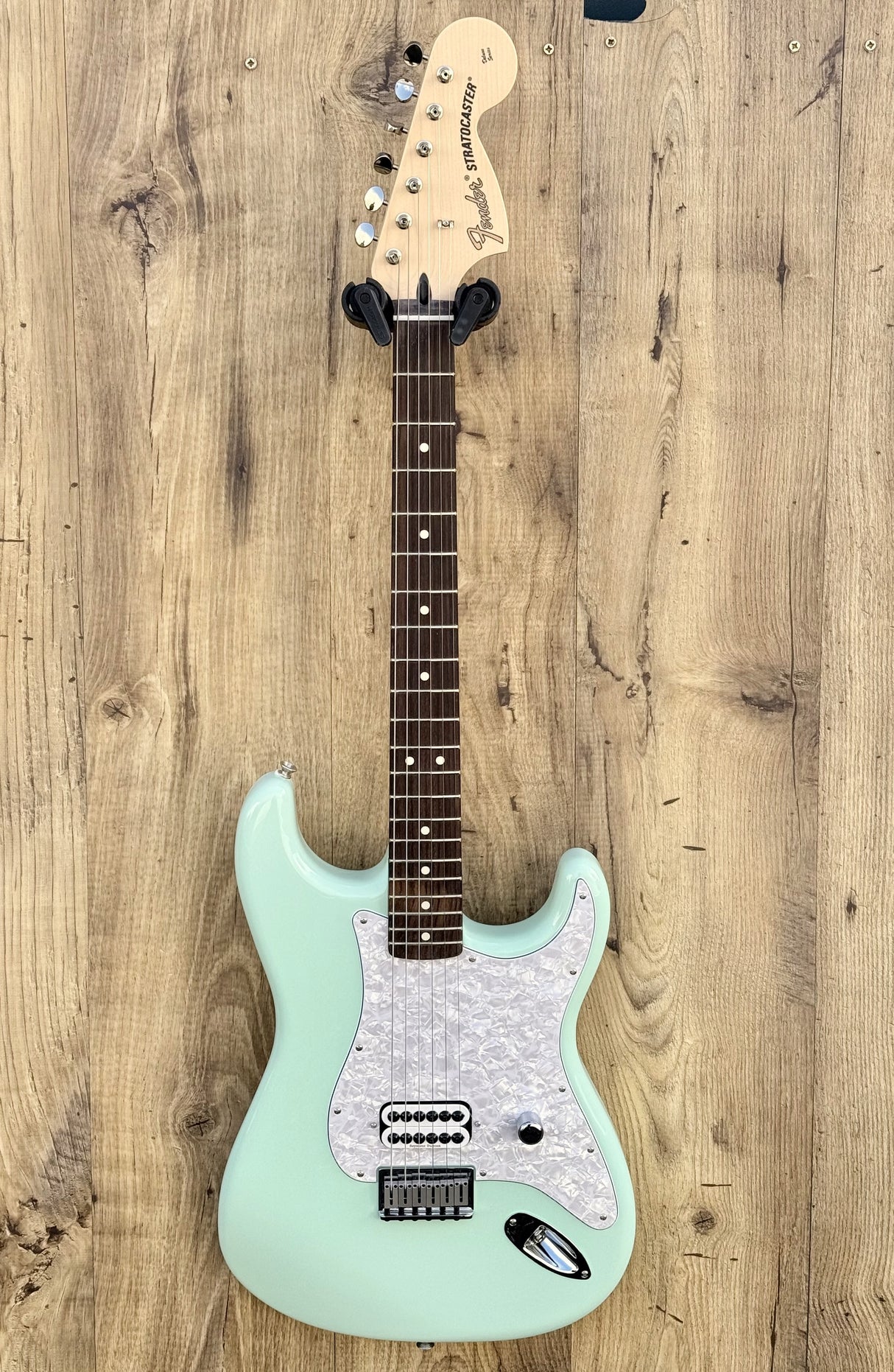 Fender Tom DeLonge Stratocaster RW Surf Green 2023