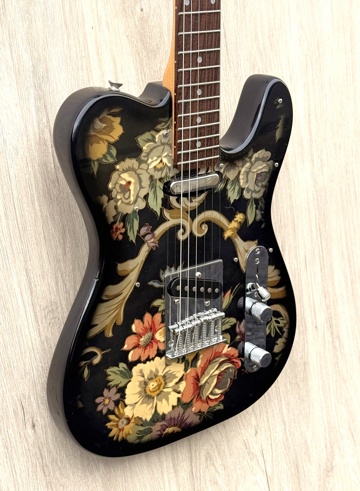Tanglewood TW57 Floral
