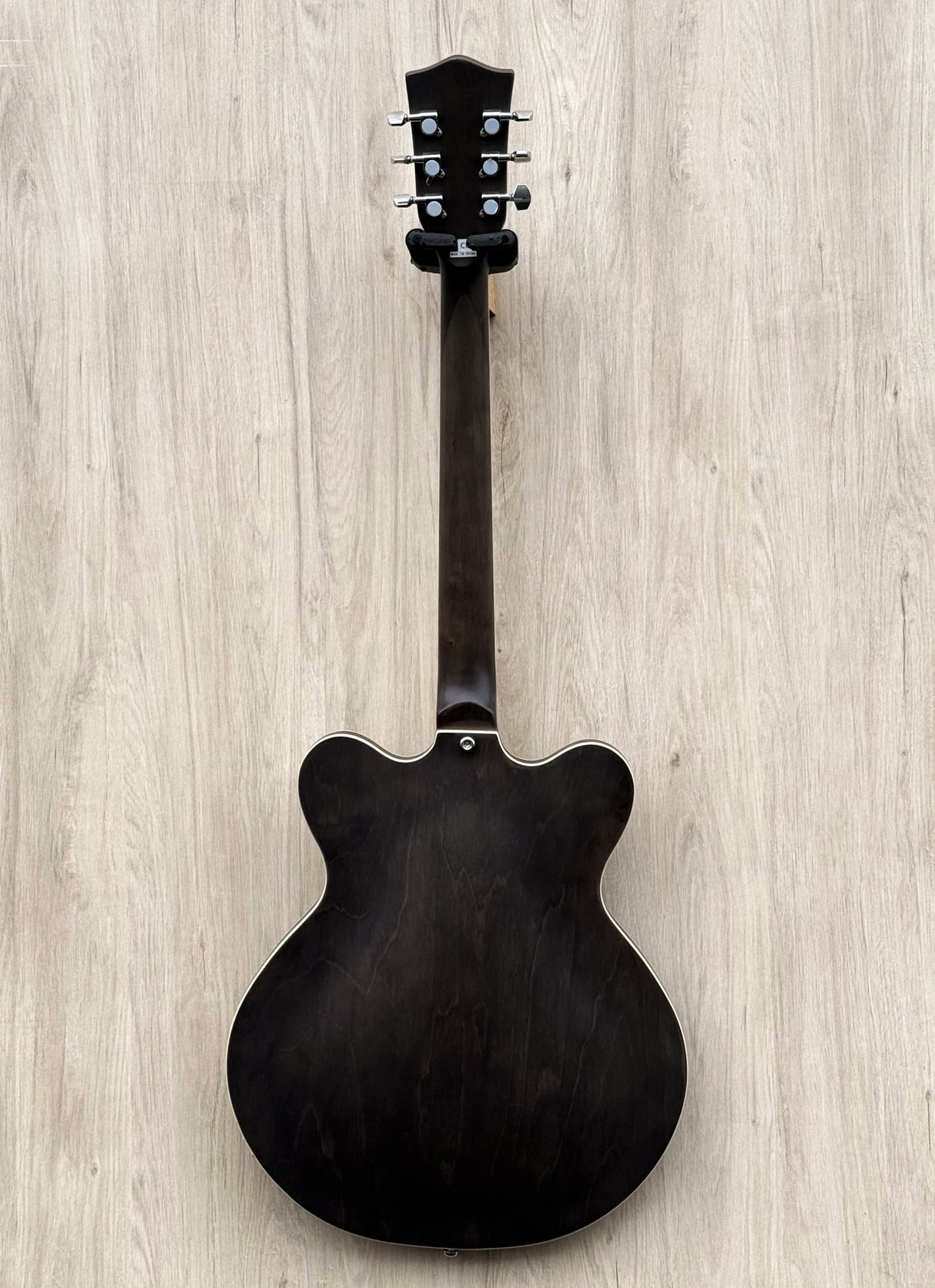 Hofner Verythin UK Exclusive Black Stain Matt