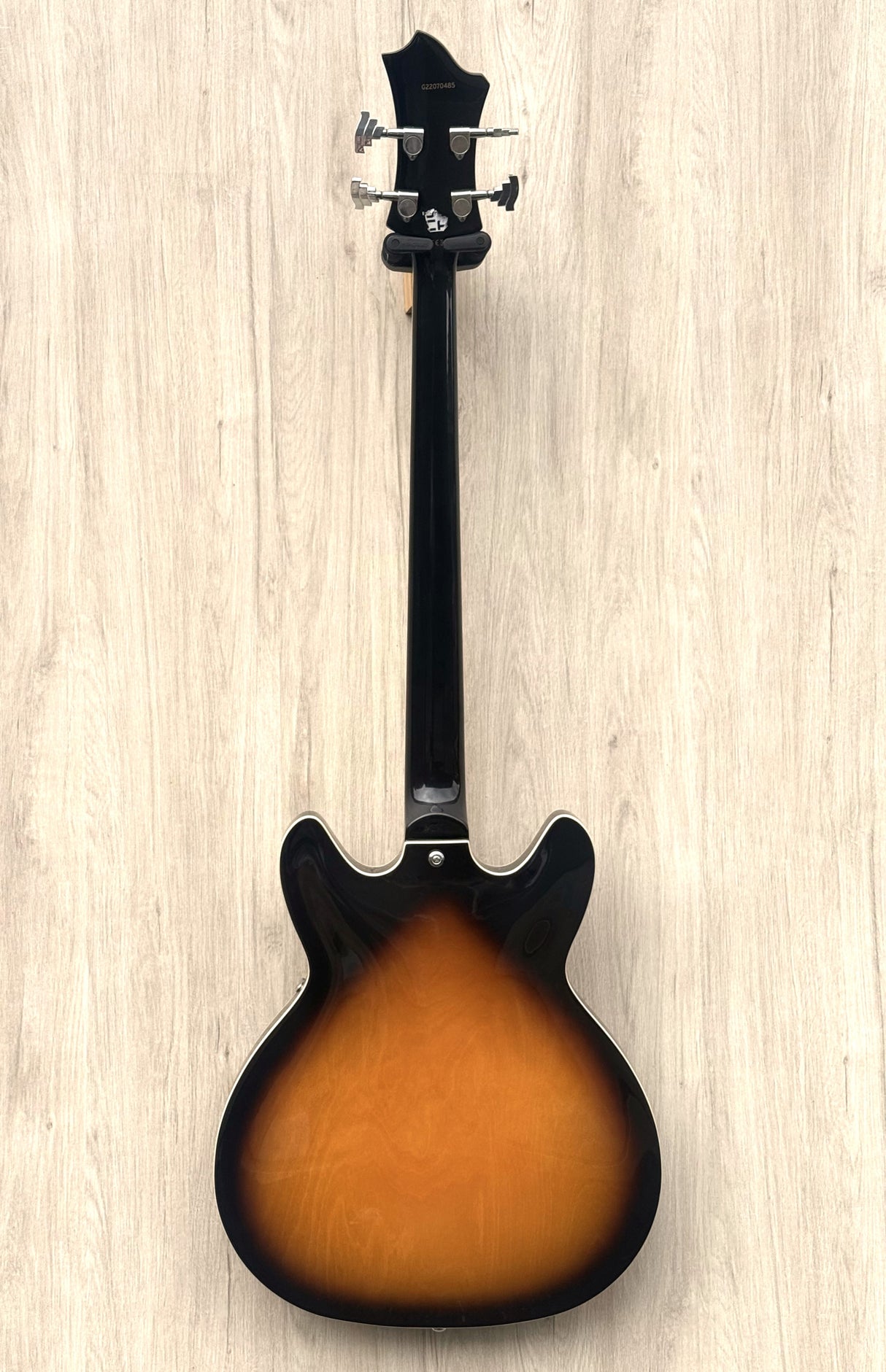 Hagstrom Viking Bass - Tobacco Sunburst