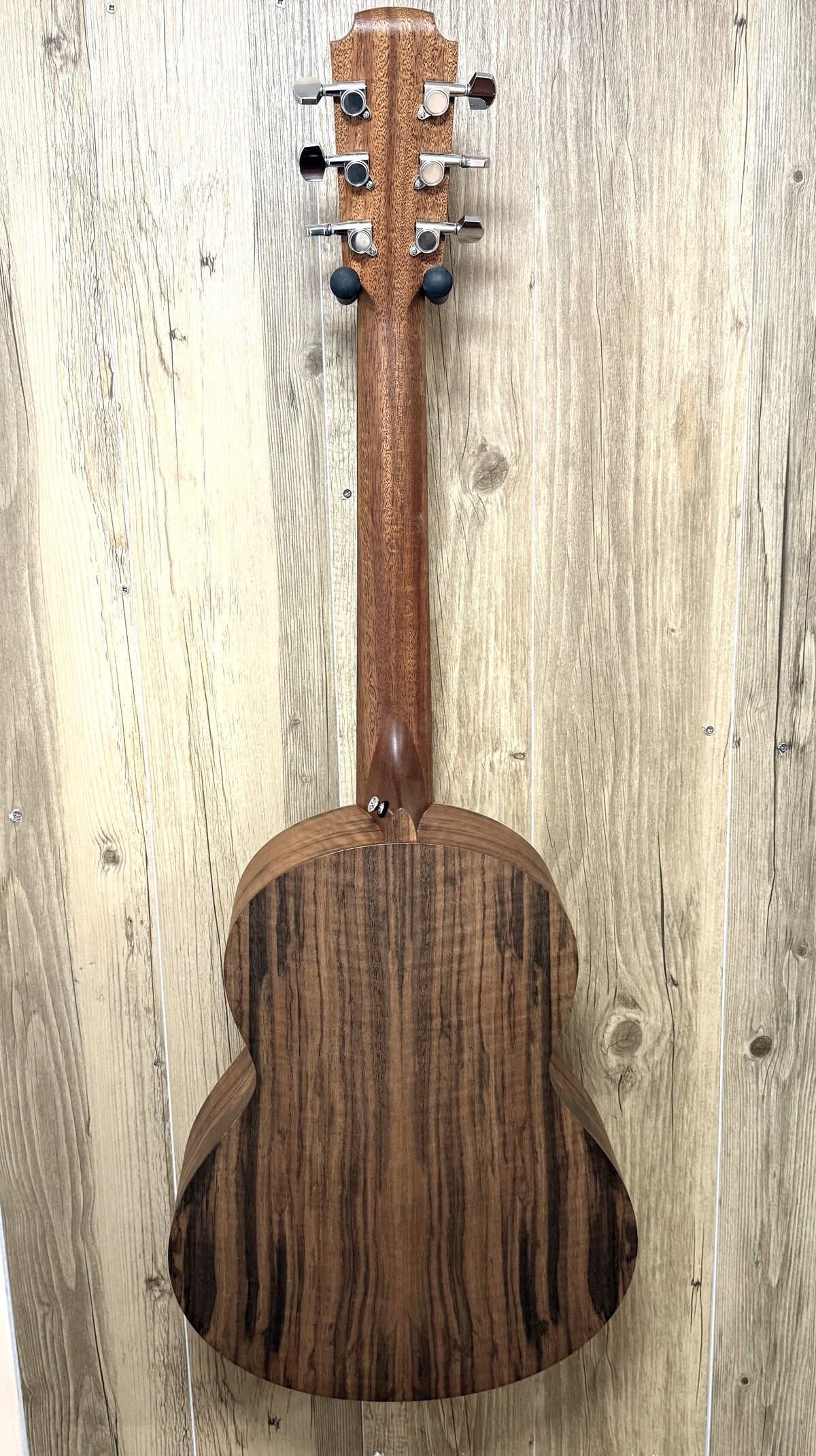 Sheeran By Lowden W04 W-Series Electro-Acoustic Guitar
