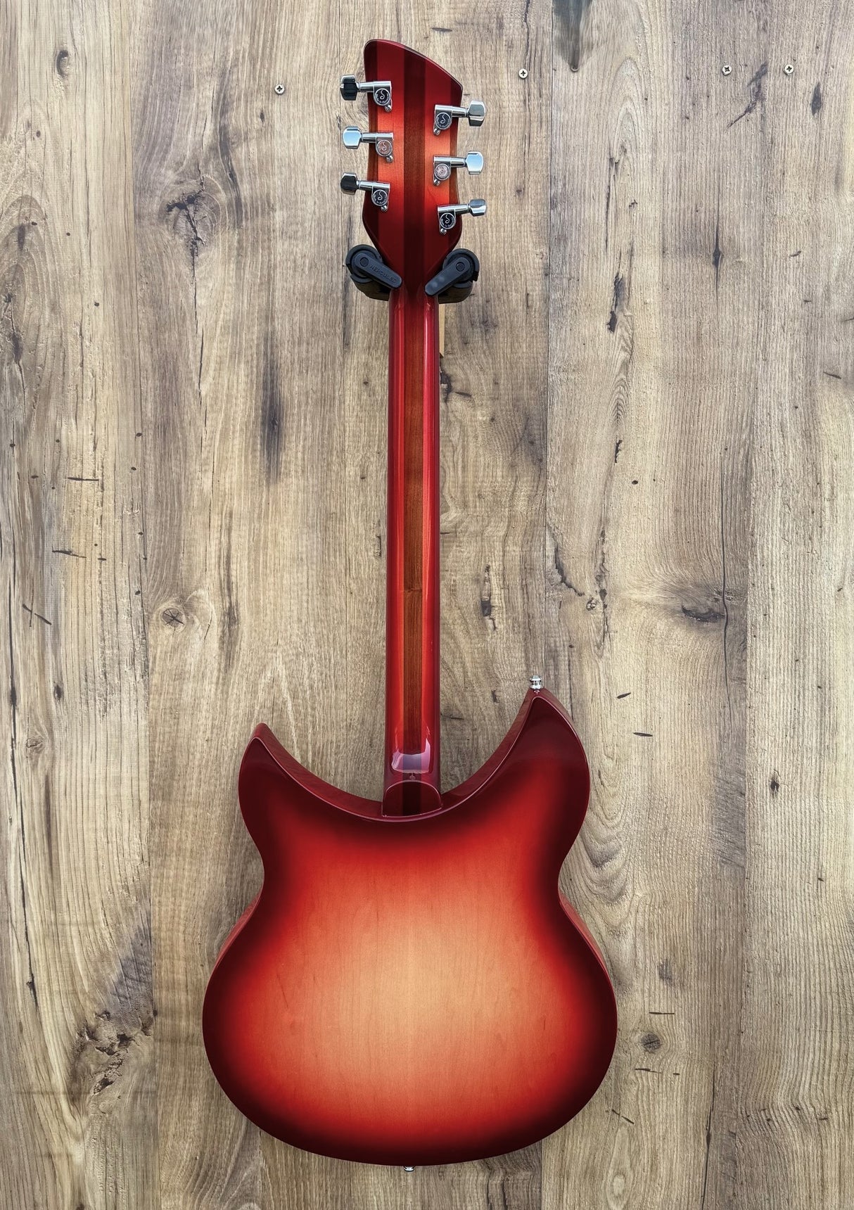 Rickenbacker 330 Fireglo
