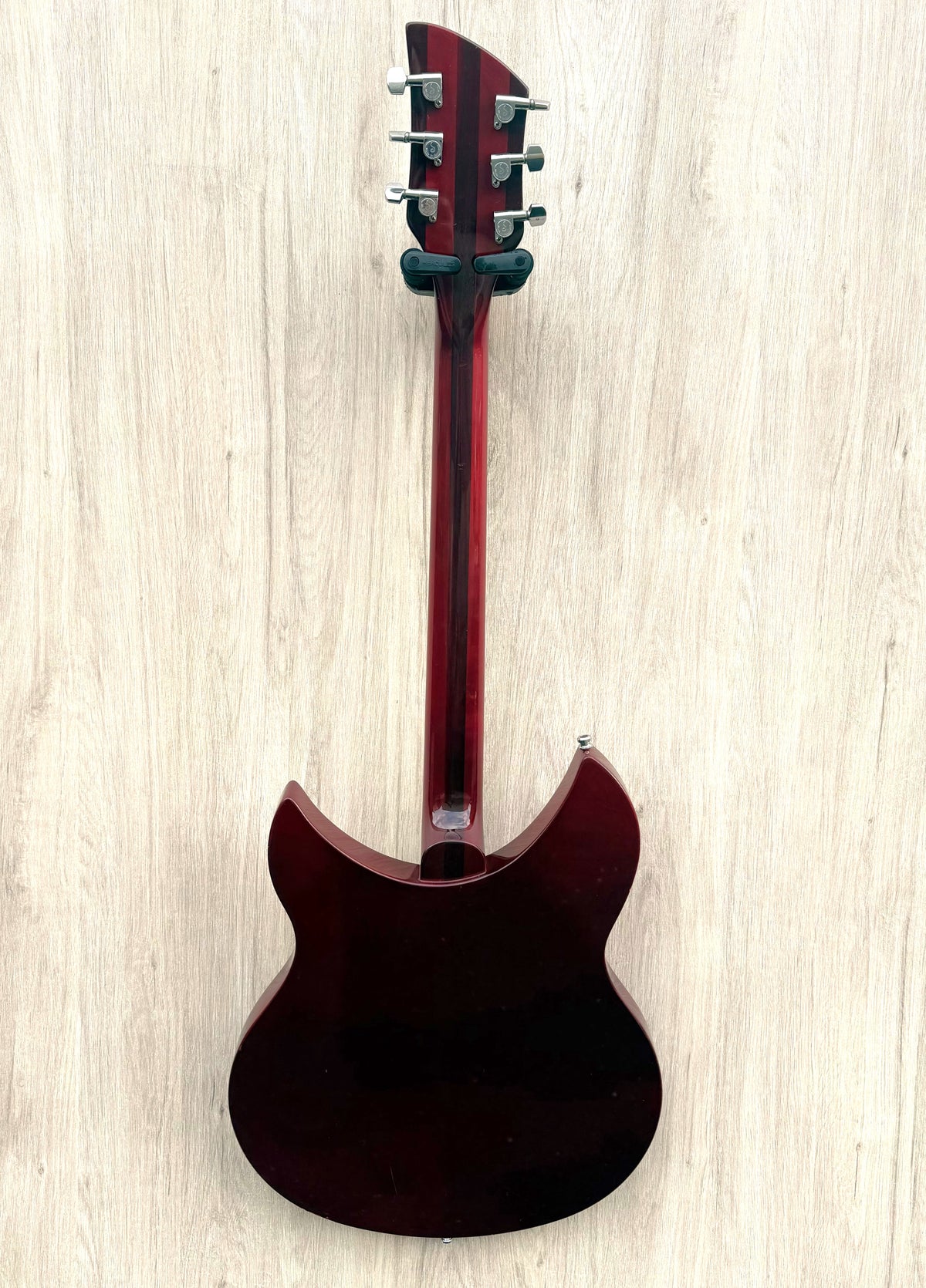 Rickenbacker 330 Ruby Red 2003