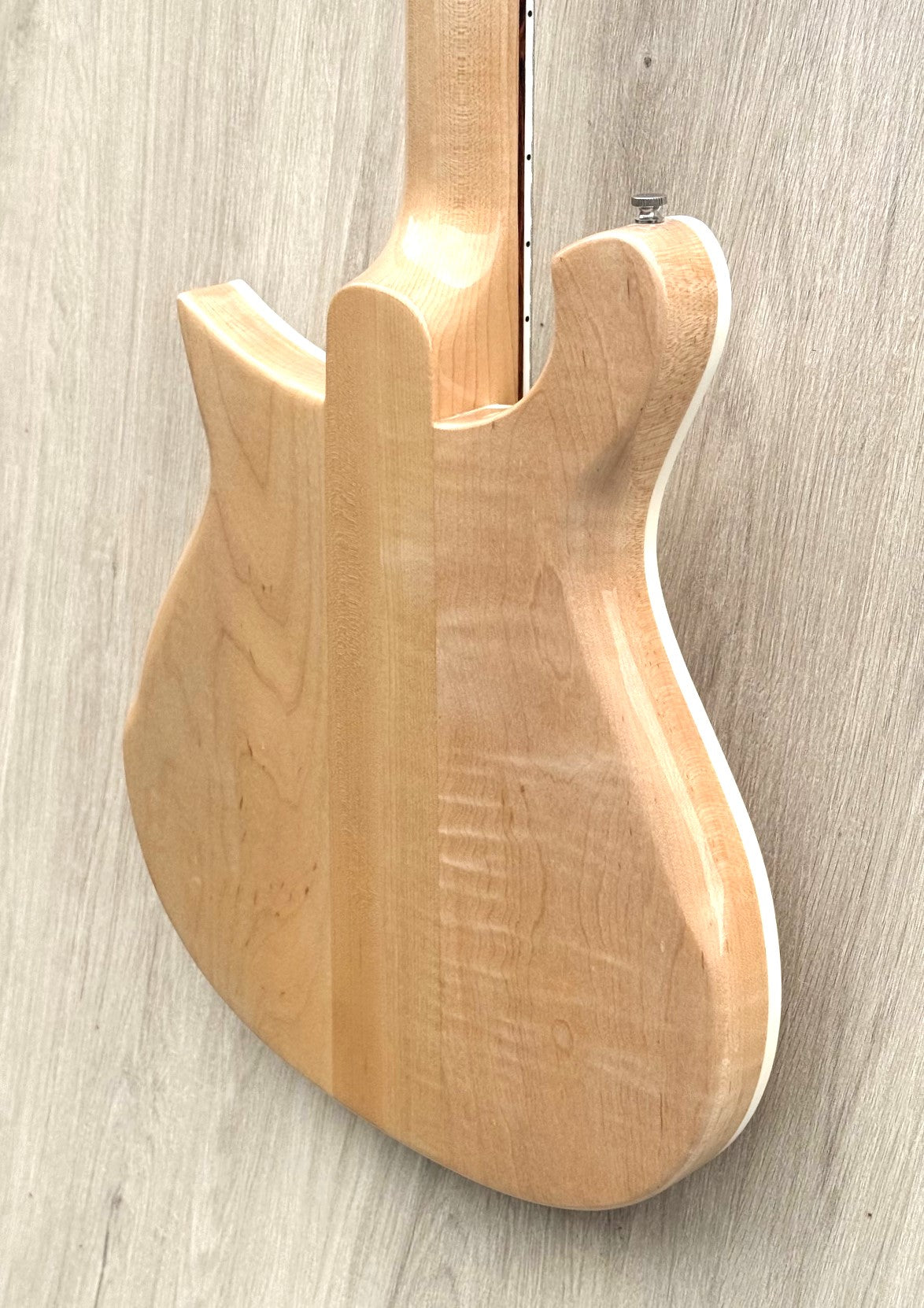 Rickenbacker 660 Mapleglo
