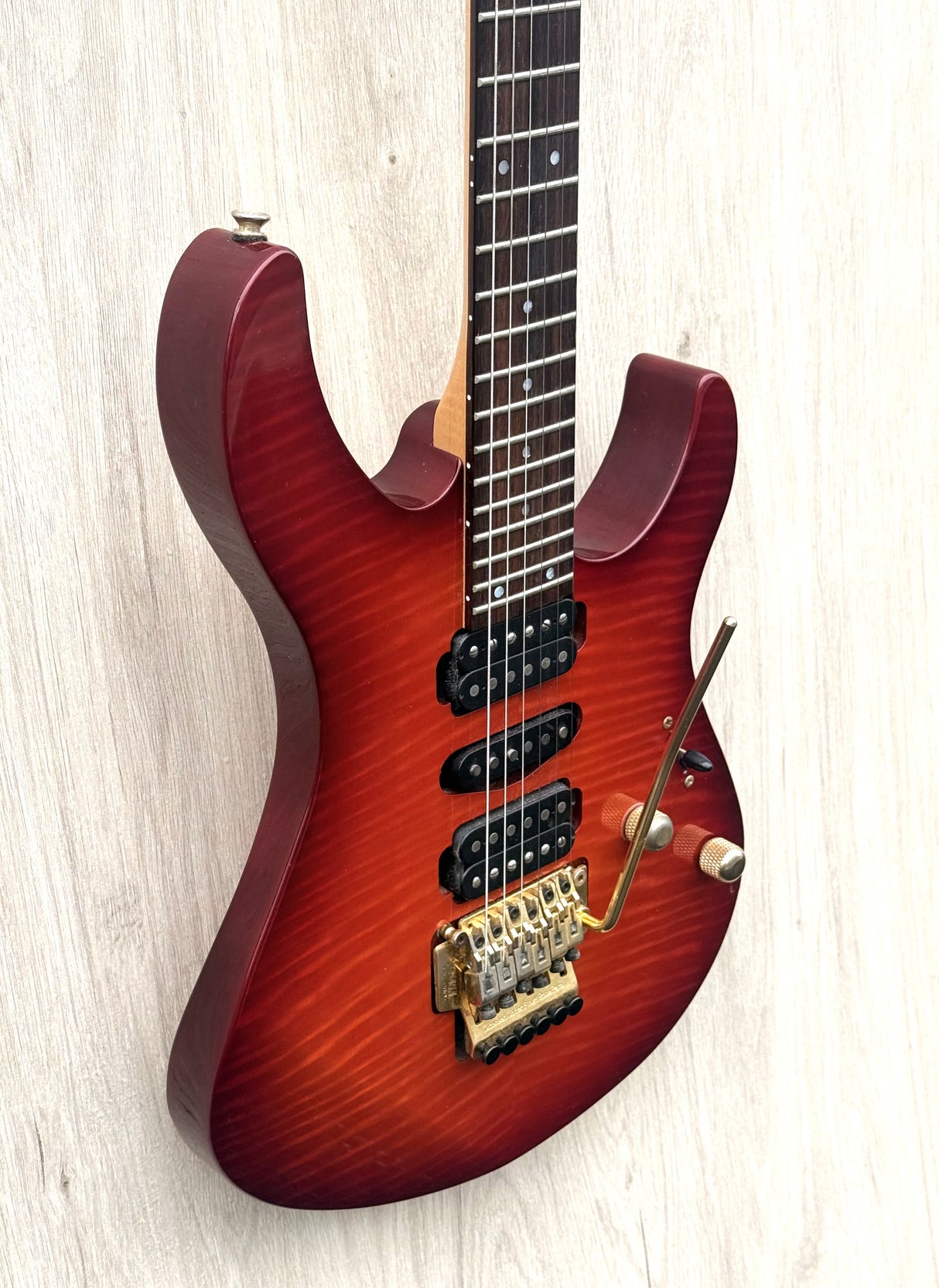 Yamaha Pacifica 821D Cherry Sunburst