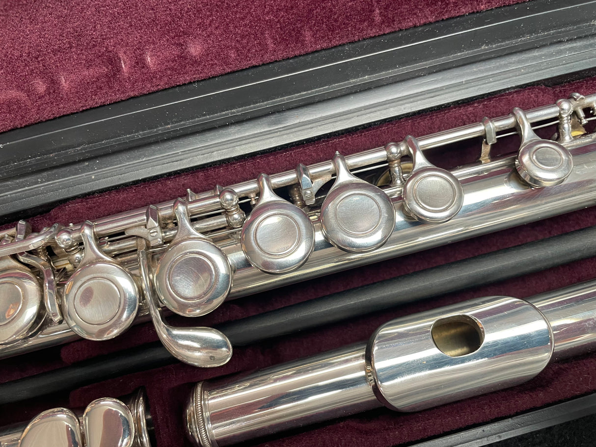 Yamaha YFL211 Flute Outfit