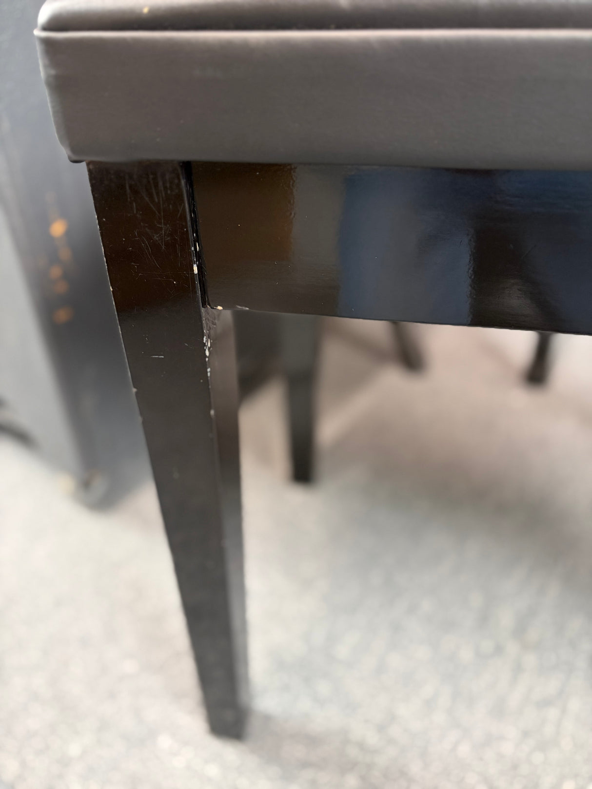 Yamaha GTB Polished Black Piano Stool. Display stock