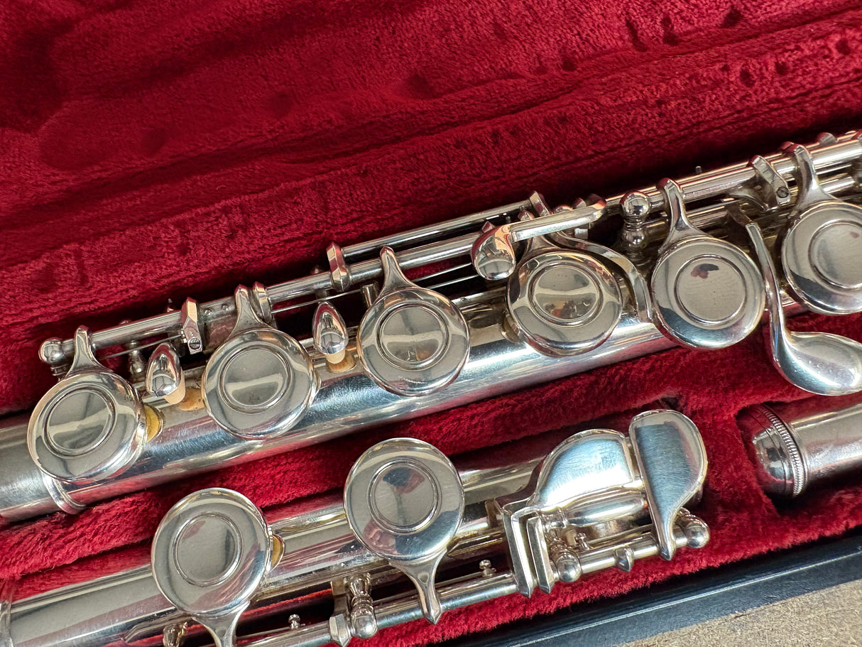 Yamaha YFL211s Flute Outfit