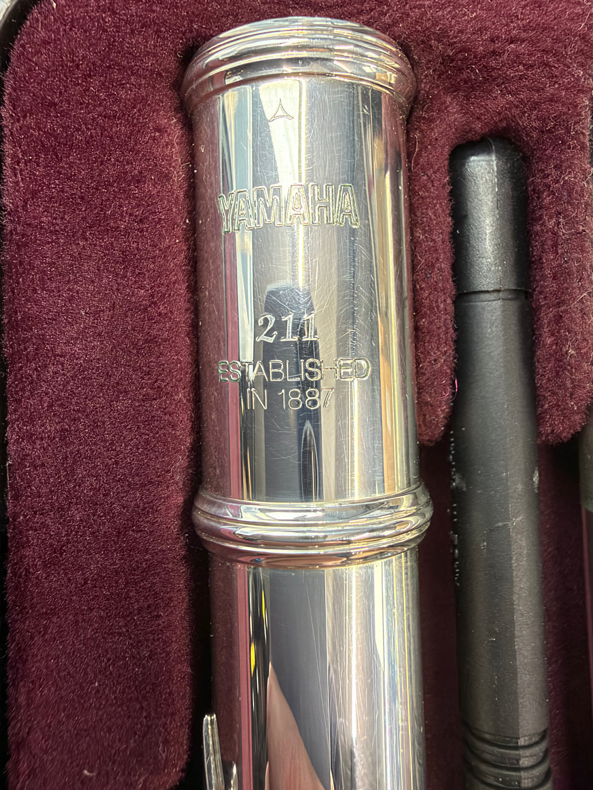 Yamaha YFL211 Flute Outfit