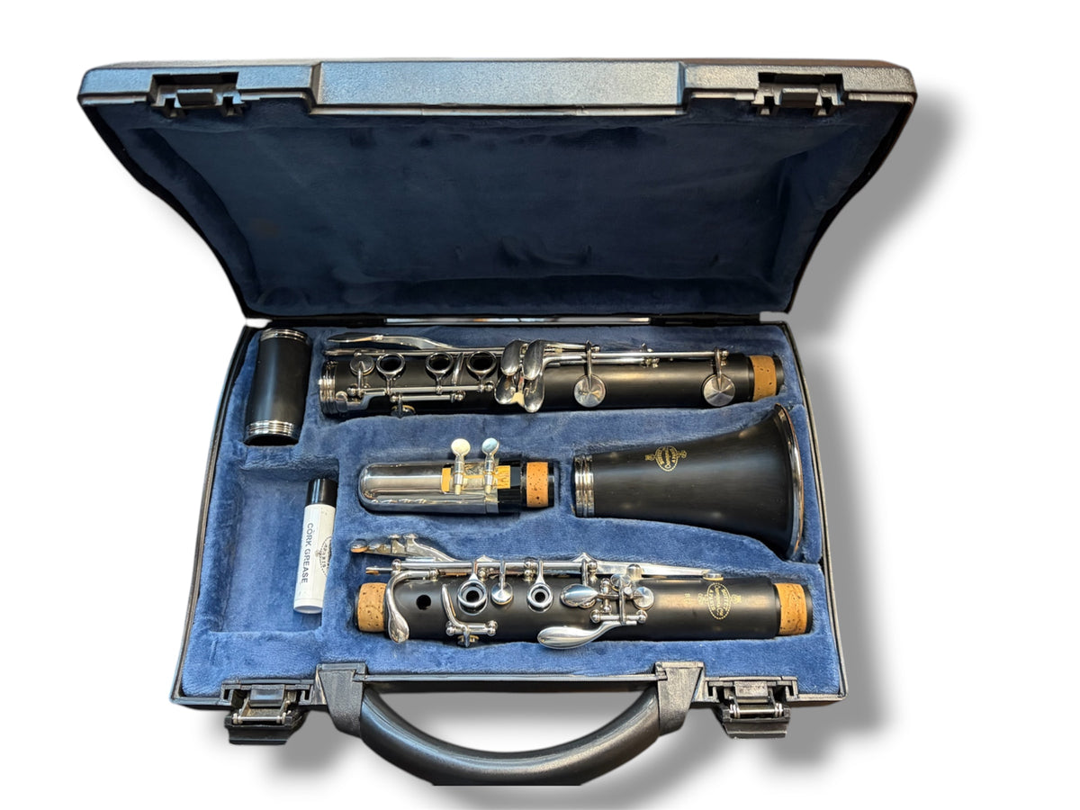 Buffet B12 Clarinet Outfit