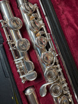 YFL 211SII Flute Outfit