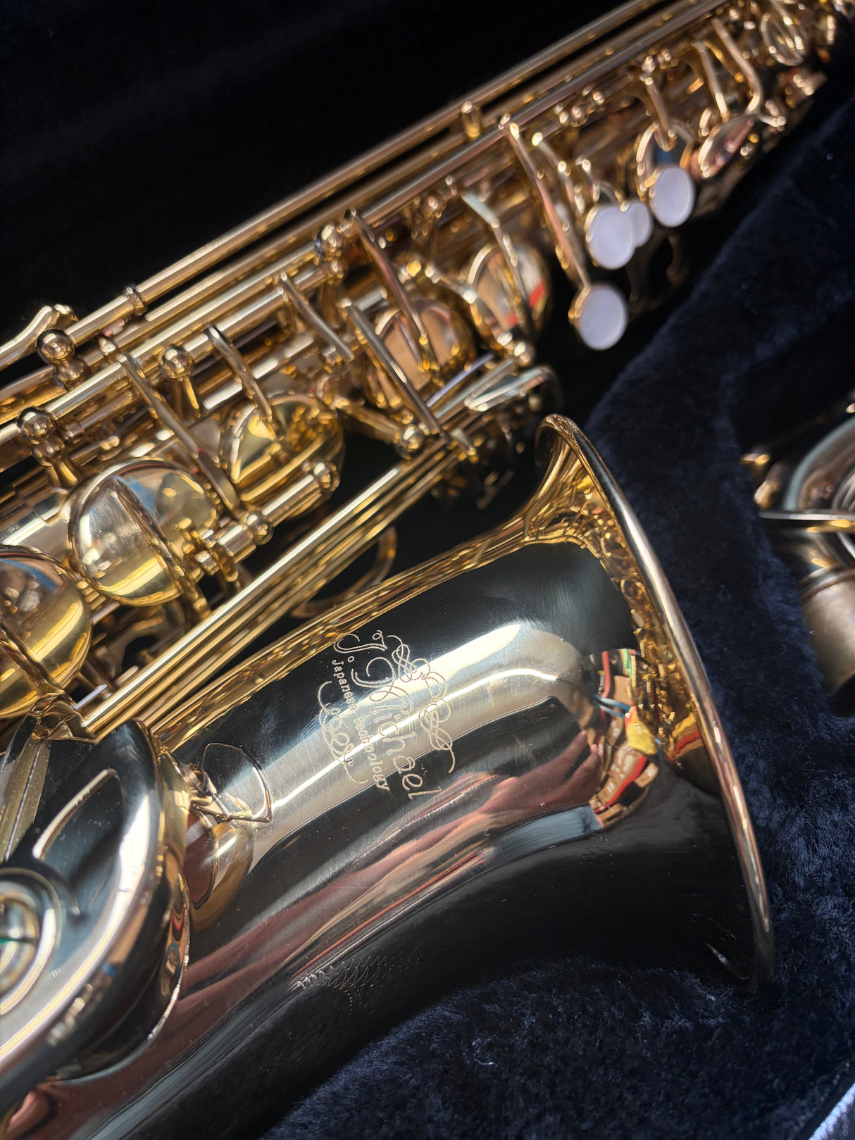 J Michael Alto Saxophone Outfit