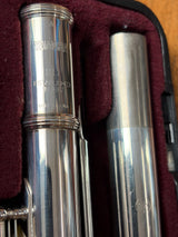 Yamaha YFL211 Flute Outfit