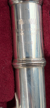 Yamaha YFL211SII Flute Outfit