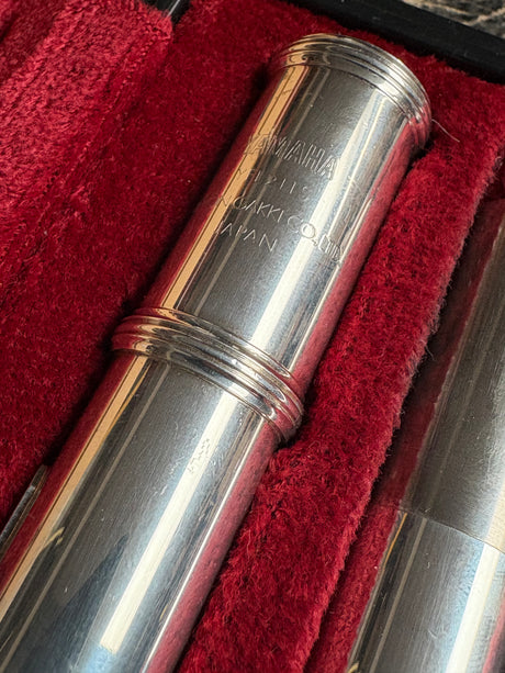 Yamaha YFL211s Flute Outfit