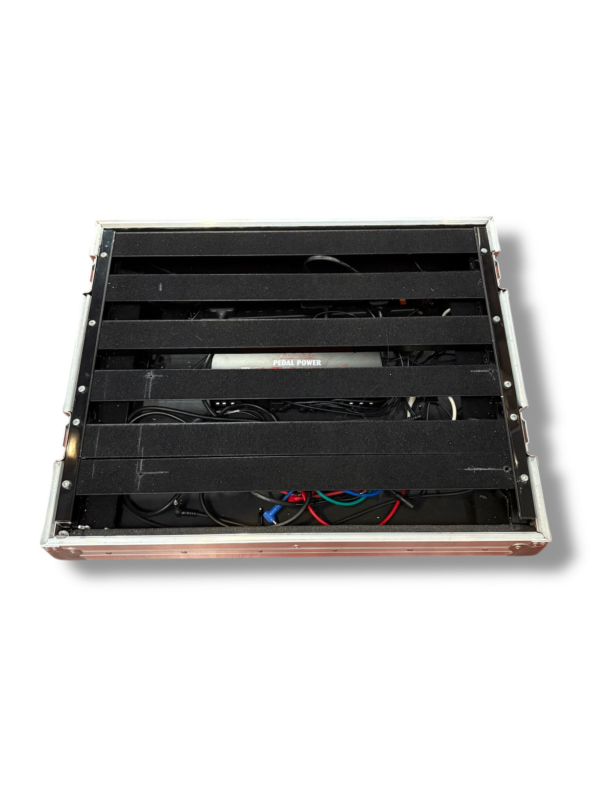 Powered Pedal Board  including Voodoo Labs Mondo power supply