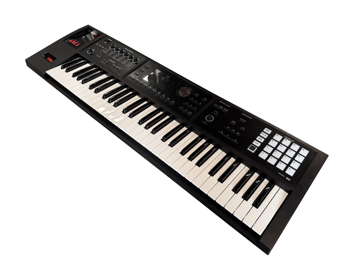 Roland FA06 61-Key Music Workstation